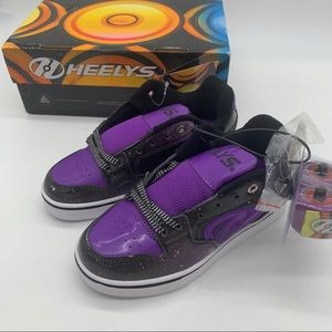 HEELYS Motion Plus Youth Wheel Sneaker Size 2 NEW